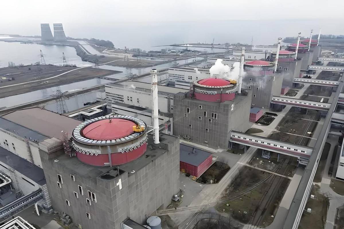 军10日凌晨突袭基辅全城陷入停电pg电子游戏网站普京不再克制：俄(图4)